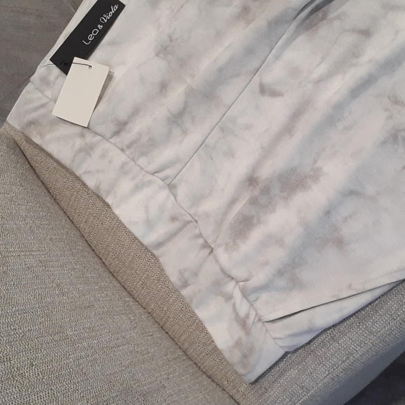 NWT Lea & Viola Tie Dye Shorts - Picture 2 of 9